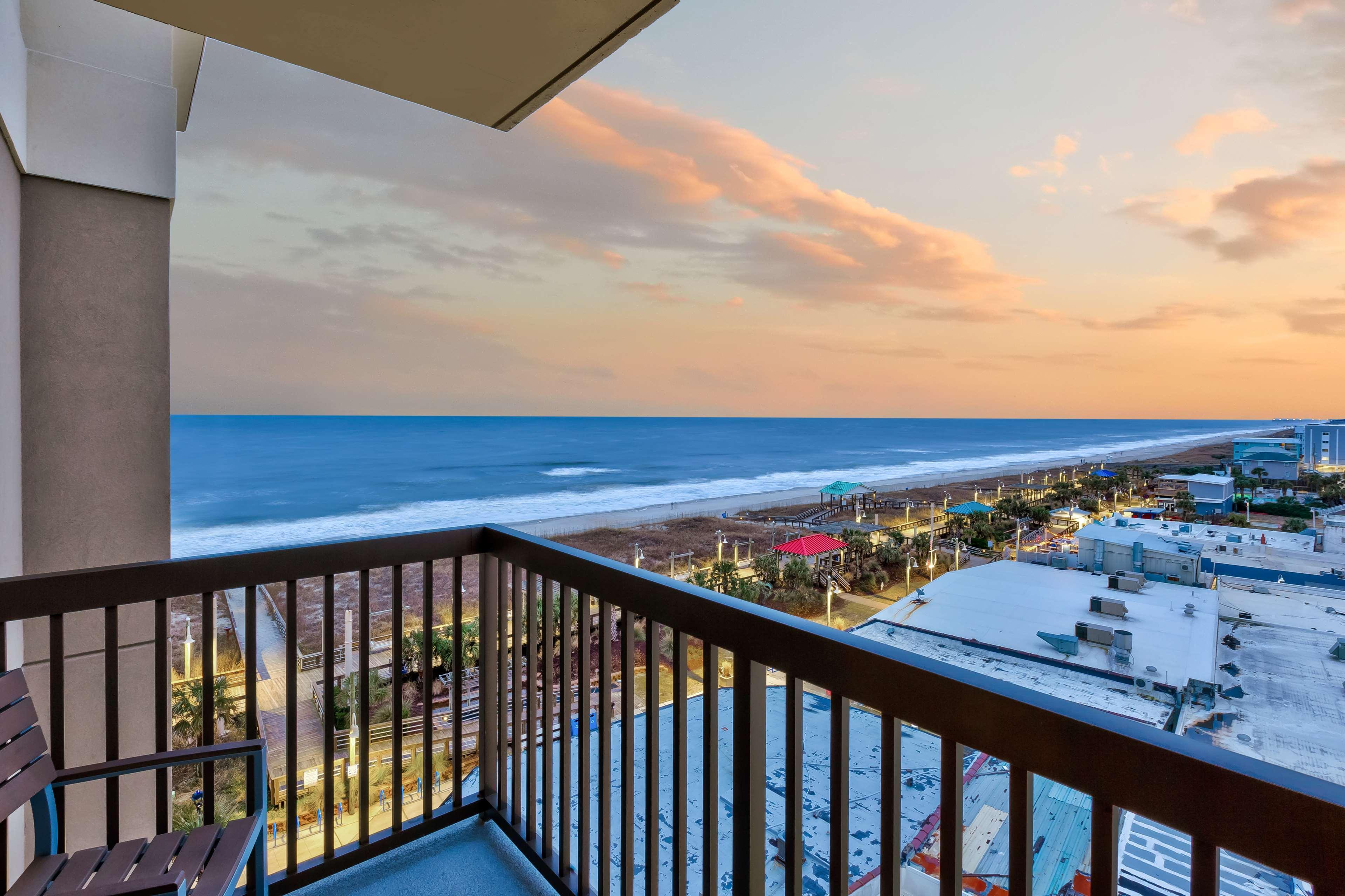 Hampton Inn & Suites By Hilton Carolina Beach Oceanfront Экстерьер фото