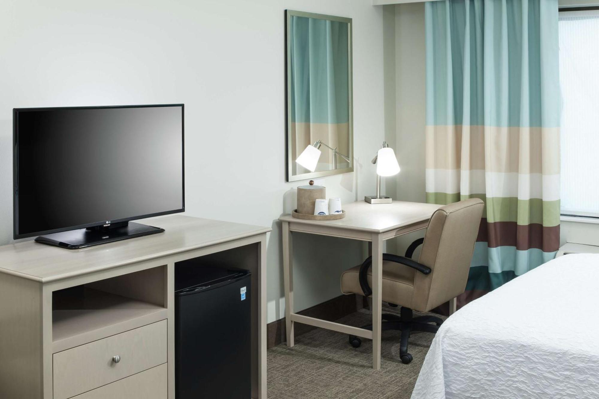 Hampton Inn & Suites By Hilton Carolina Beach Oceanfront Экстерьер фото