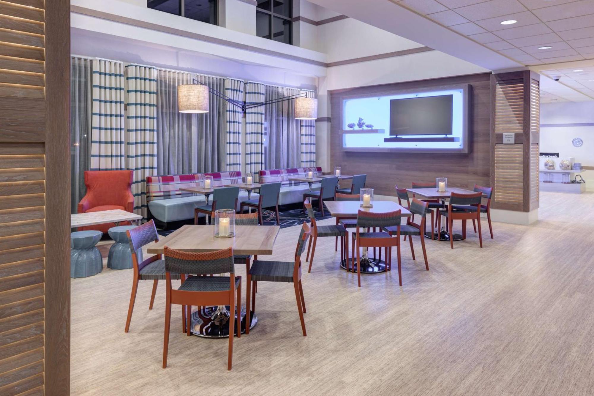 Hampton Inn & Suites By Hilton Carolina Beach Oceanfront Экстерьер фото