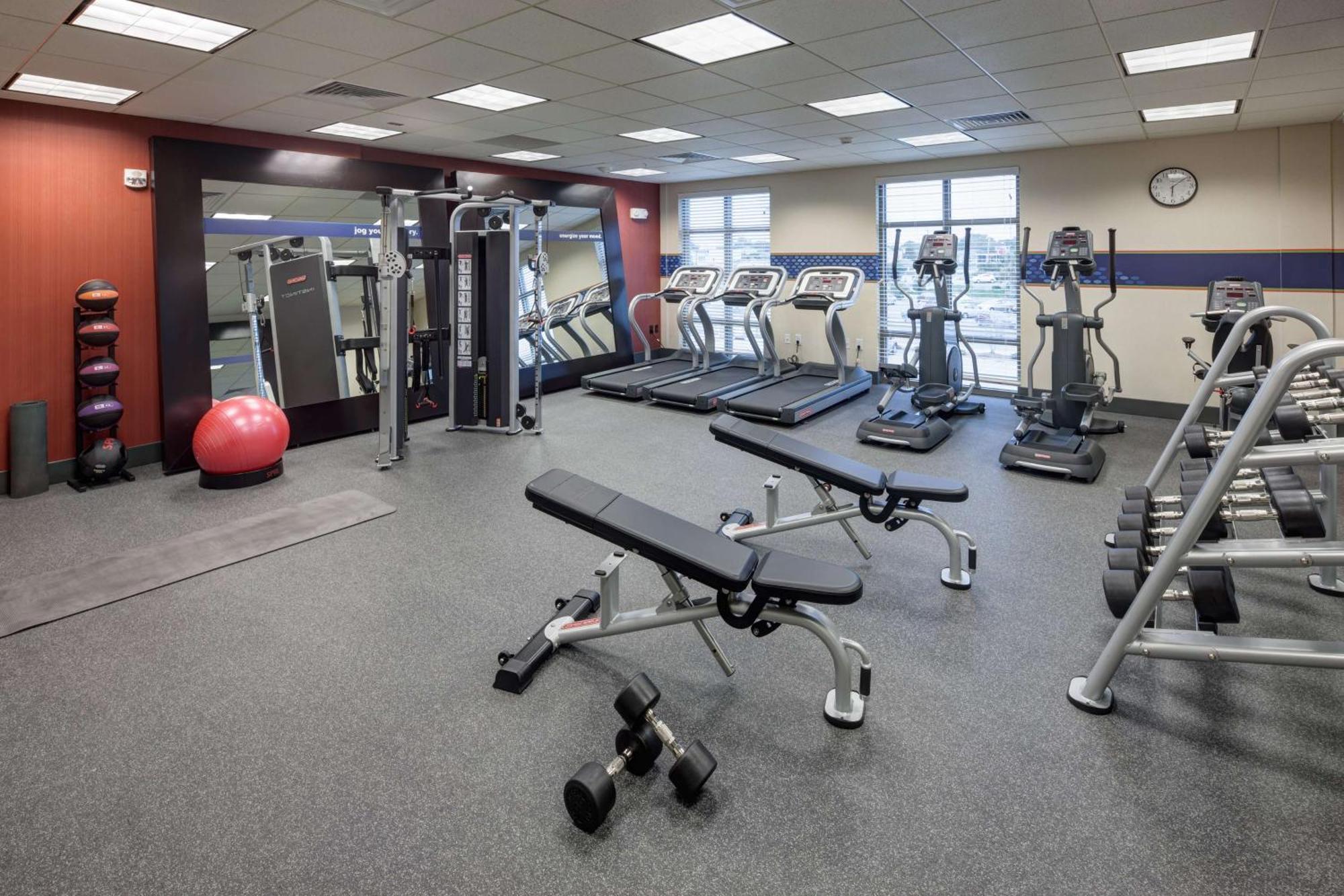 Hampton Inn & Suites By Hilton Carolina Beach Oceanfront Экстерьер фото